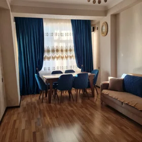 In Baku 70.0 m² apartment is for sale - Image 2