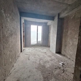 In Baku 71.0 m² apartment is for sale - Image 4