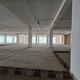 In Baku 460.0 m² commercial is for sale - Image 3