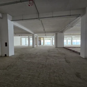 In Baku 460.0 m² commercial is for sale - Image 4