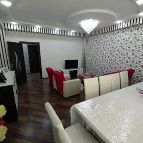 In Khirdalan 132.0 m² apartment is for sale