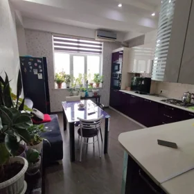 In Khirdalan 132.0 m² apartment is for sale - Image 3