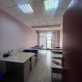 In Baku 25.0 m² office is for rent - Image 3