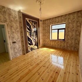 In Baku 120.0 m² house with 4.0 rooms is for sale - Image 2