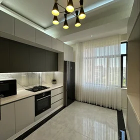 In Baku 104.0 m² apartment is for sale - Image 4
