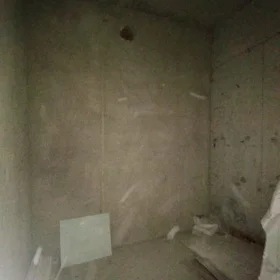 In Baku 158.0 m² apartment is for sale - Image 3