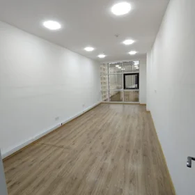 In Baku 32.0 m² office is for rent - Image 3