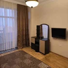 In Baku 110.0 m² apartment is for rent - Image 4