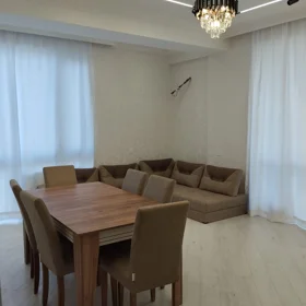 In Baku 80.0 m² apartment is for rent - Image 2