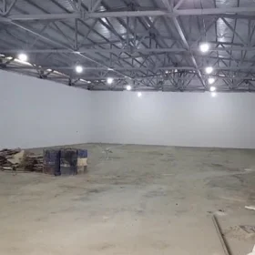 In Baku 750.0 m² commercial is for rent