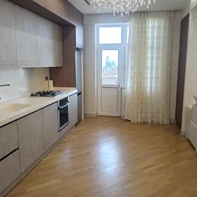 Baku-da 150.0 m2 mənzil kirayə verilir - Şəkil 2
