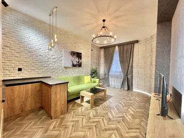 In Baku 70.0 m² apartment is for rent - Image 4
