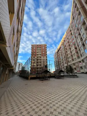 In Baku 56.0 m² apartment is for sale - Image 2