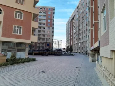 In Baku 56.0 m² apartment is for sale - Image 3