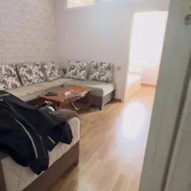 In Khirdalan 57.0 m² apartment is for rent - Image 4