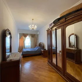In Baku 126.0 m² apartment is for rent - Image 3