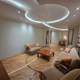 In Baku 132.0 m² apartment is for rent - Image 2