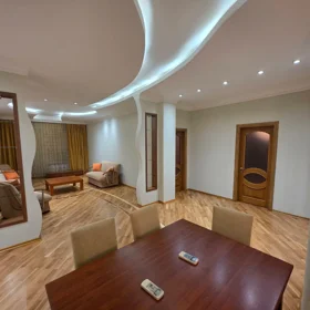 In Baku 132.0 m² apartment is for rent - Image 5