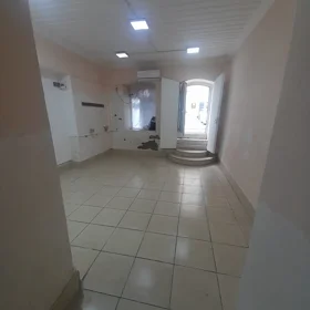 Baku-da 35.0 m2 ofis kirayə verilir - Şəkil 3