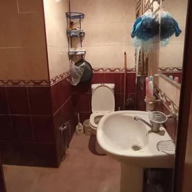 In Baku 65.0 m² apartment is for sale - Image 3