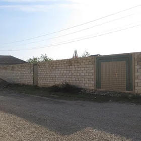 In Quba rayonu nan acre land is for sale