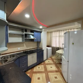 In Baku 85.0 m² apartment is for rent - Image 3