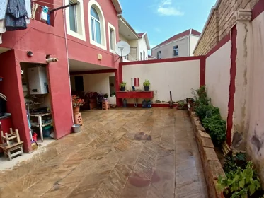 In Khirdalan 120.0 m² house with 4.0 rooms is for sale