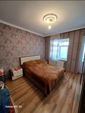 In Khirdalan 160.0 m² house with 4.0 rooms is for sale - Image 3