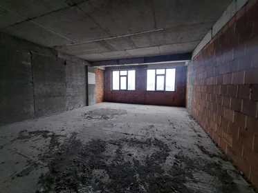 In Baku 237.0 m² apartment is for sale - Image 5