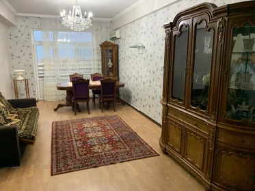 In Baku 84.0 m² apartment is for sale - Image 3