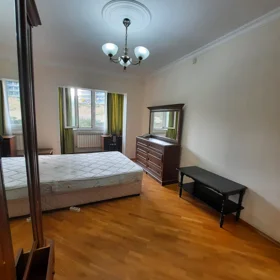 In Baku 85.0 m² apartment is for sale - Image 4