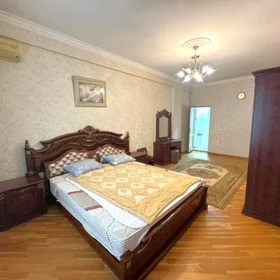 In Baku 200.0 m² apartment is for rent - Изображение 5