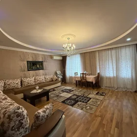 In Baku 90.0 m² apartment is for rent - Image 3