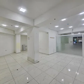 In Baku 110.0 m² commercial is for rent - Image 2