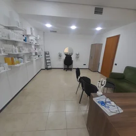 Baku-da 27.0 m2 ofis kirayə verilir - Şəkil 3