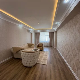 In Baku 136.0 m² apartment is for rent - Image 3