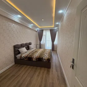 In Baku 136.0 m² apartment is for rent - Image 4