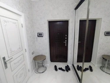 In Baku 70.0 m² apartment is for rent - Image 5