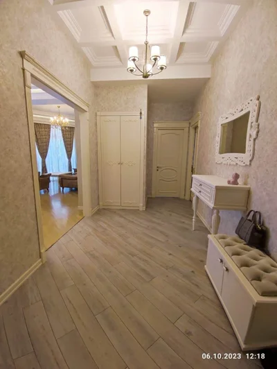 In Baku 116.0 m² apartment is for rent - Image 3