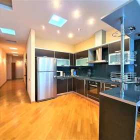 In nan 170.0 m² apartment is for rent - Image 4