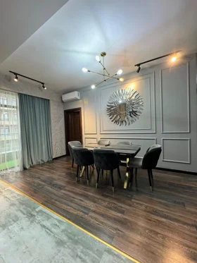 In Baku 110.0 m² apartment is for rent - Image 2