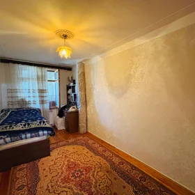 In Baku 70.0 m² apartment is for sale - Image 5
