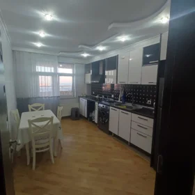 Baku-da 110.0 m2 mənzil kirayə verilir - Şəkil 2