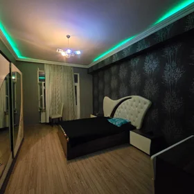 In Baku 140.0 m² apartment is for rent - Image 2