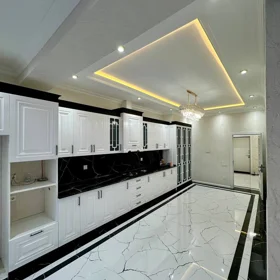 In Baku 165.0 m² apartment is for sale - Image 2