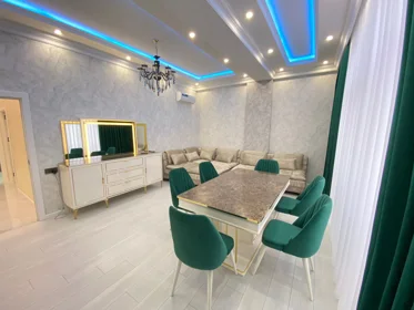 In Baku 120.0 m² apartment is for rent - Изображение 2