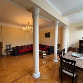 In Baku 130.0 m² apartment is for sale - Image 2