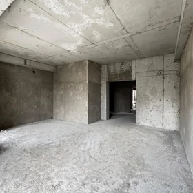 In Baku 135.0 m² apartment is for sale - Image 4