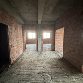 In Baku 157.0 m² apartment is for sale - Image 5