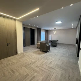 In Baku 160.0 m² apartment is for rent - Image 3